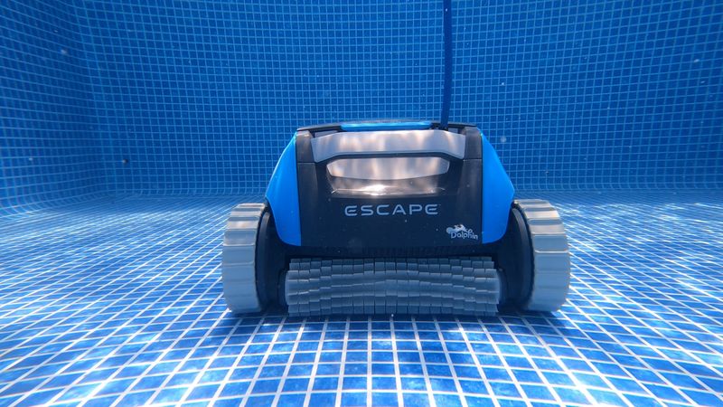 Best Robotic Pool Cleaners for Above-Ground Pools