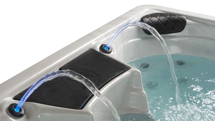 Adjustable Jets in a Hot Tub