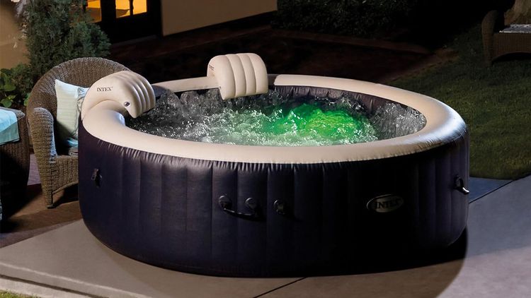 What To Look for When Buying a Hot Tub