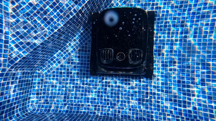 The Scuba S1 Pro standard cycle is 3 hours, then needs to be charged
