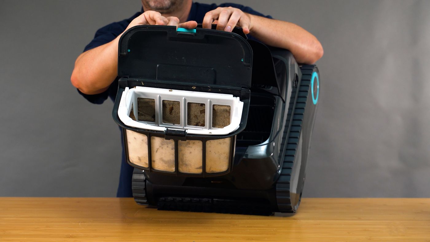 Aiper Scuba X1's Filter Basket