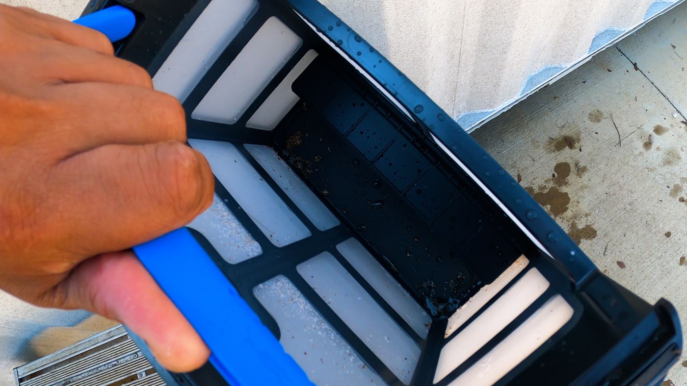 The filter screen is just basic mesh material