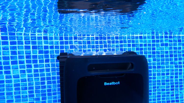 The robot near the waterline