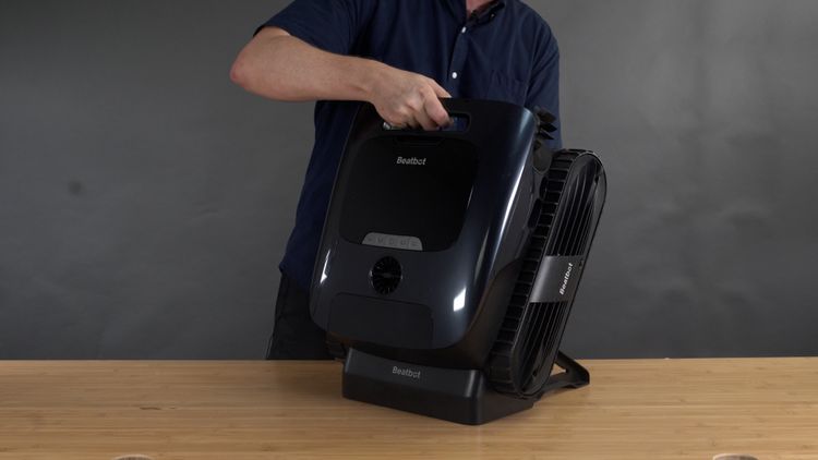 The wireless charging stand for the AquaSense 2 Ultra