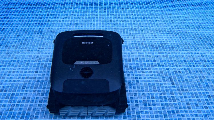 The AquaSense 2 Ultra cleaning the pool floor