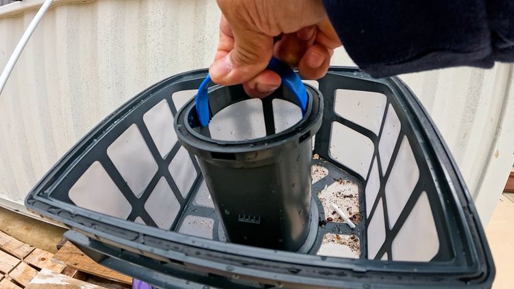 Beatbot Sora 70 filter basket with removable insert