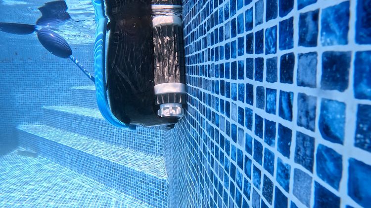 The Nautilus CC Plus reaches the waterline but won't scrub across it