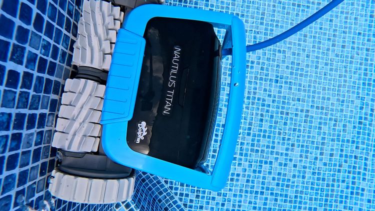 The Titan scrubbing the waterline — the strongest performer in the Nautilus family