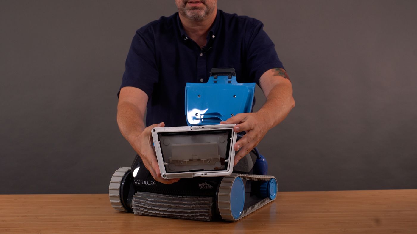 Out of the box you get the standard mesh fine-filter basket and nothing else