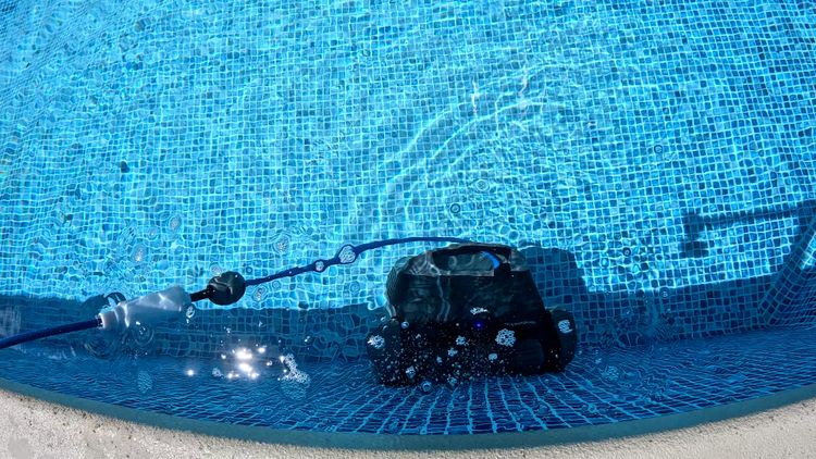 The app stays connected even while the Quantum Pro is submerged