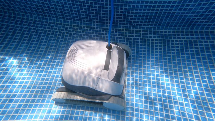 The E10 reliably scrubs and vacuums flat pool floors