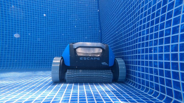 After testing 30+ robotic pool cleaners, these are the best under $500