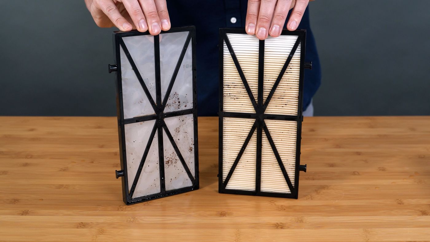 Standard Mesh Filters (left) vs NanoFilters (right)