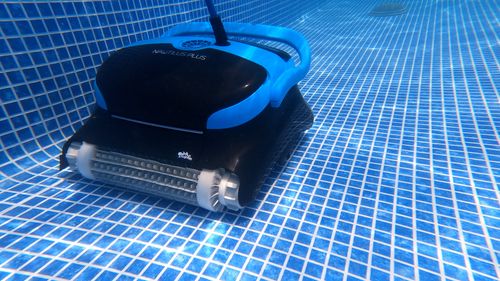 Dolphin Escape vs Dolphin Nautilus CC Plus