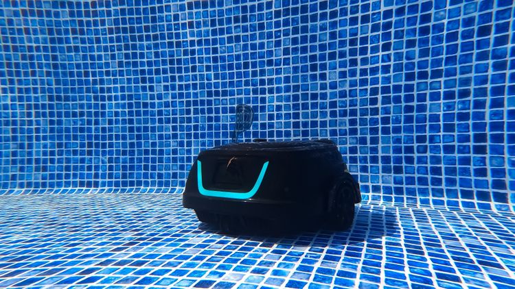 The Wybot A1 performed in line with other budget cordless models in our test pool