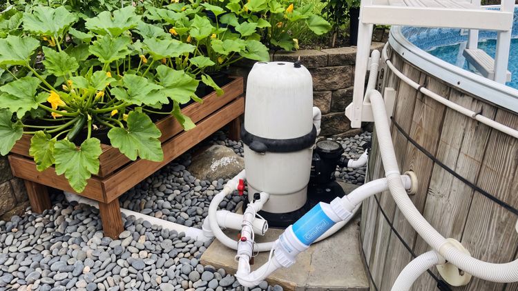 Oversizing pays off — this above-ground conversion runs a full-size CircuPool cell at low output for a longer cell life