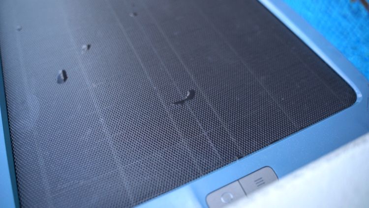 The solar charging is a big benefit of the Beatbot iSkim Ultra