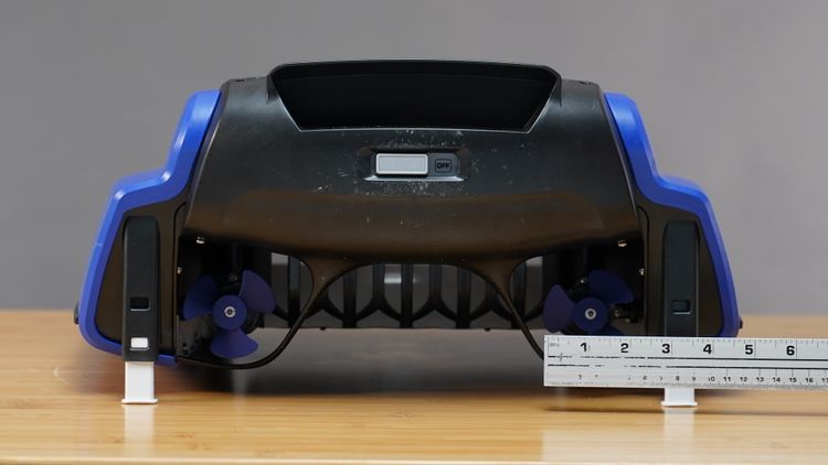 The Betta SE has 2.5 inch propellers