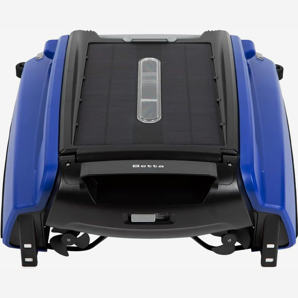 Betta SE Robotic Solar Pool Skimmer